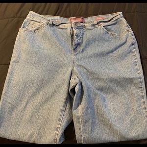 Gloria Vanderbilt Jeans